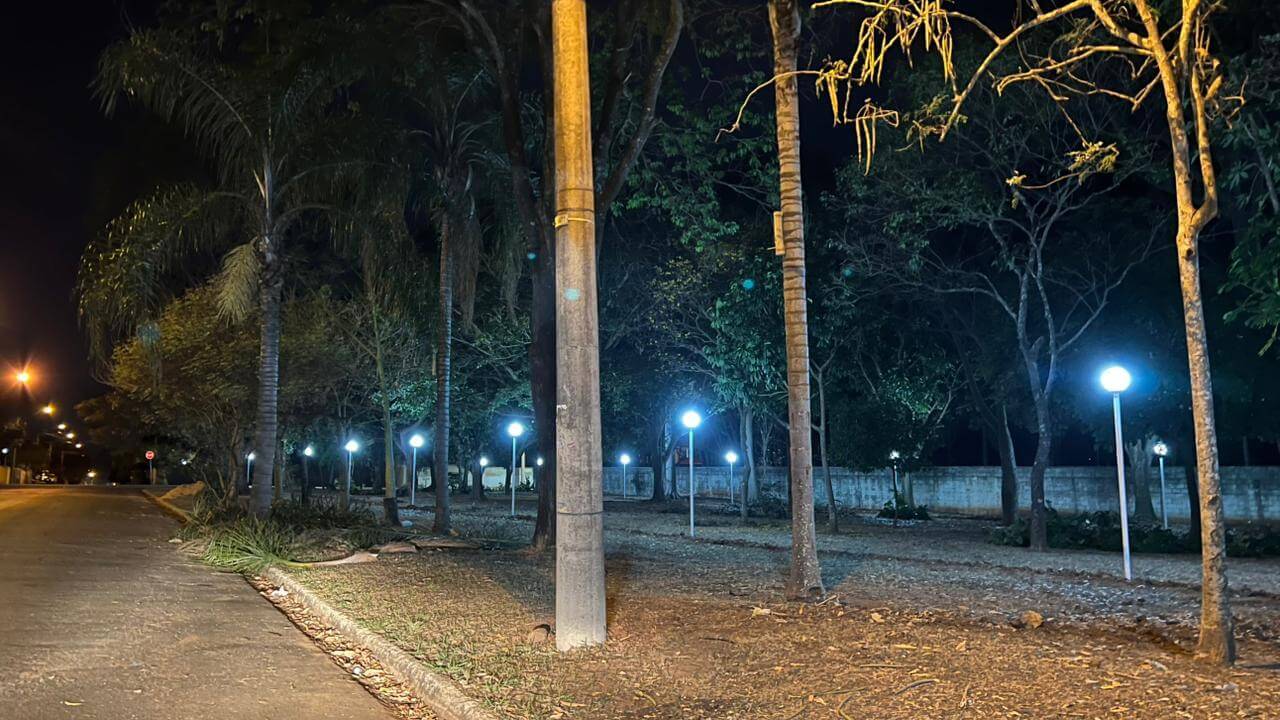 Praça de Artur Nogueira recebe iluminação em LED e reforça segurança para moradores